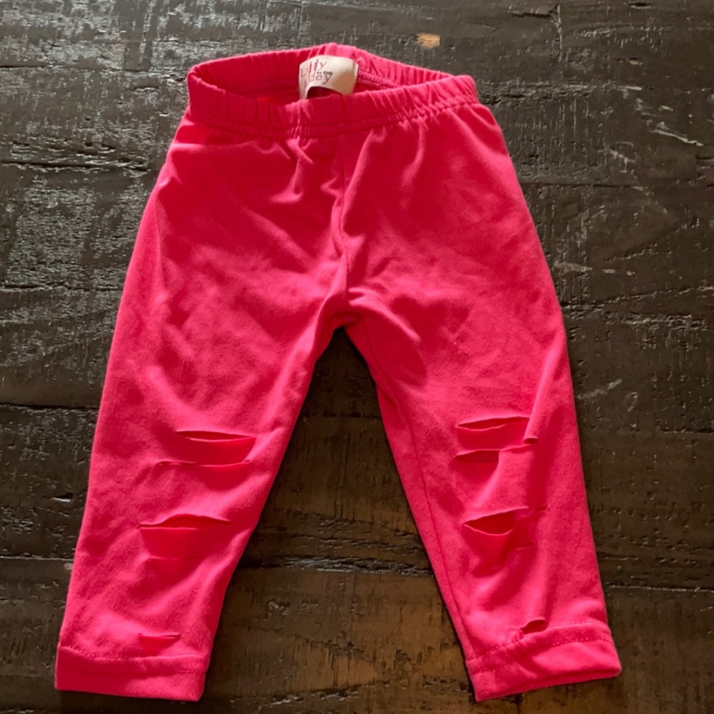 Destroyed legging